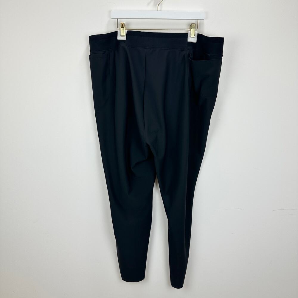 Athleta Stellar Tight Pant Pocket Plus Size Black Plus Size Athleisure US 26 NWT - Picture 11 of 16